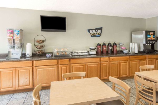 Hotel TRAVELODGE LAKE PARK VALDOSTA (Lake Park)